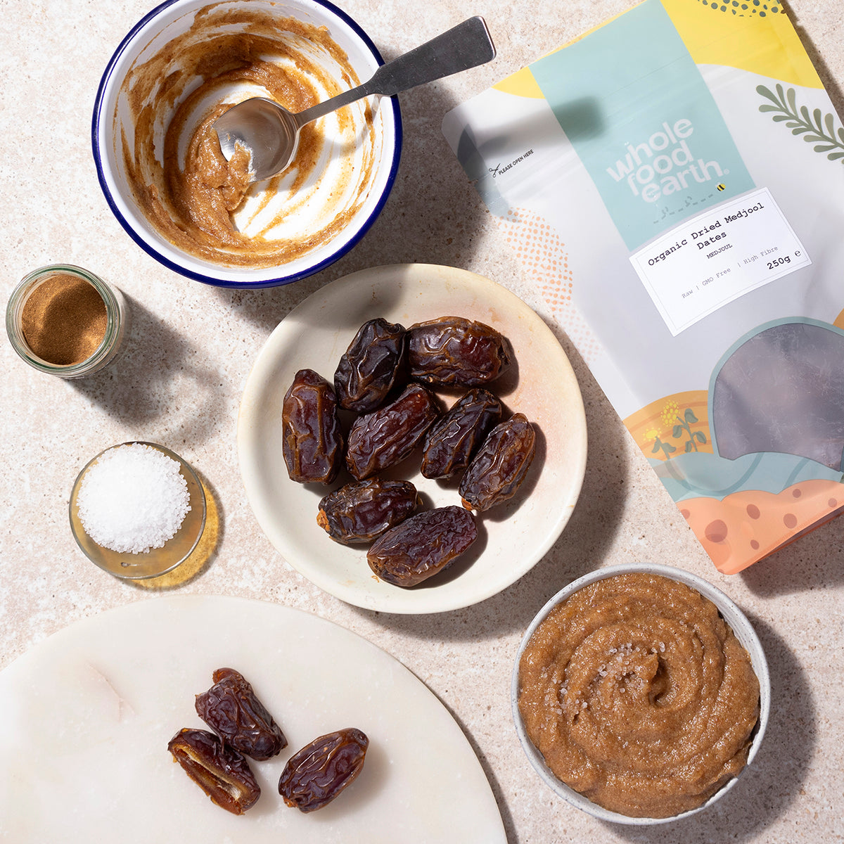 Organic Dried Medjoul/Medjool Dates - HealVia