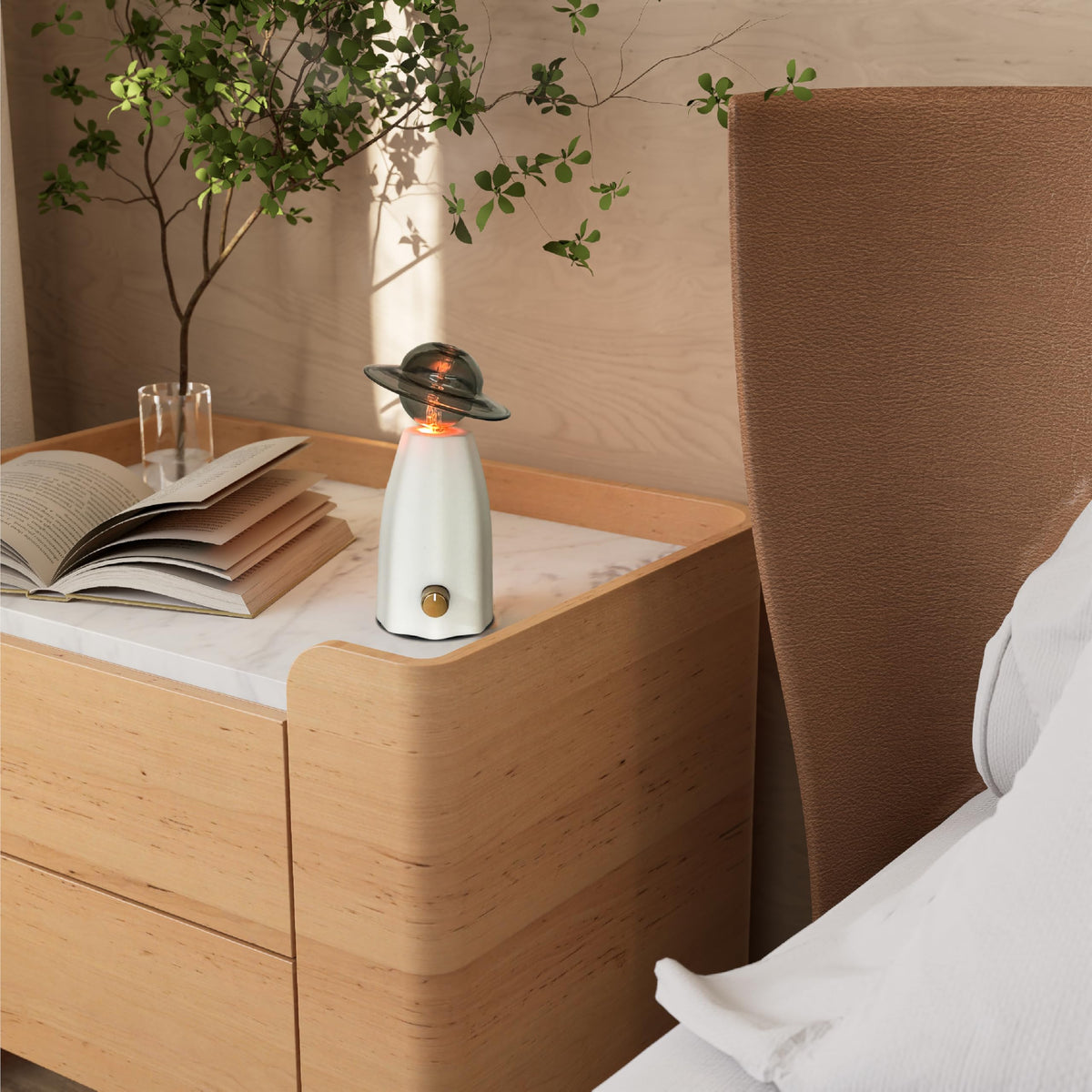 CHEZARTEMIS Scarecrow Glass Essential Oil Diffuser β Waterless, Rechargeable & Quiet