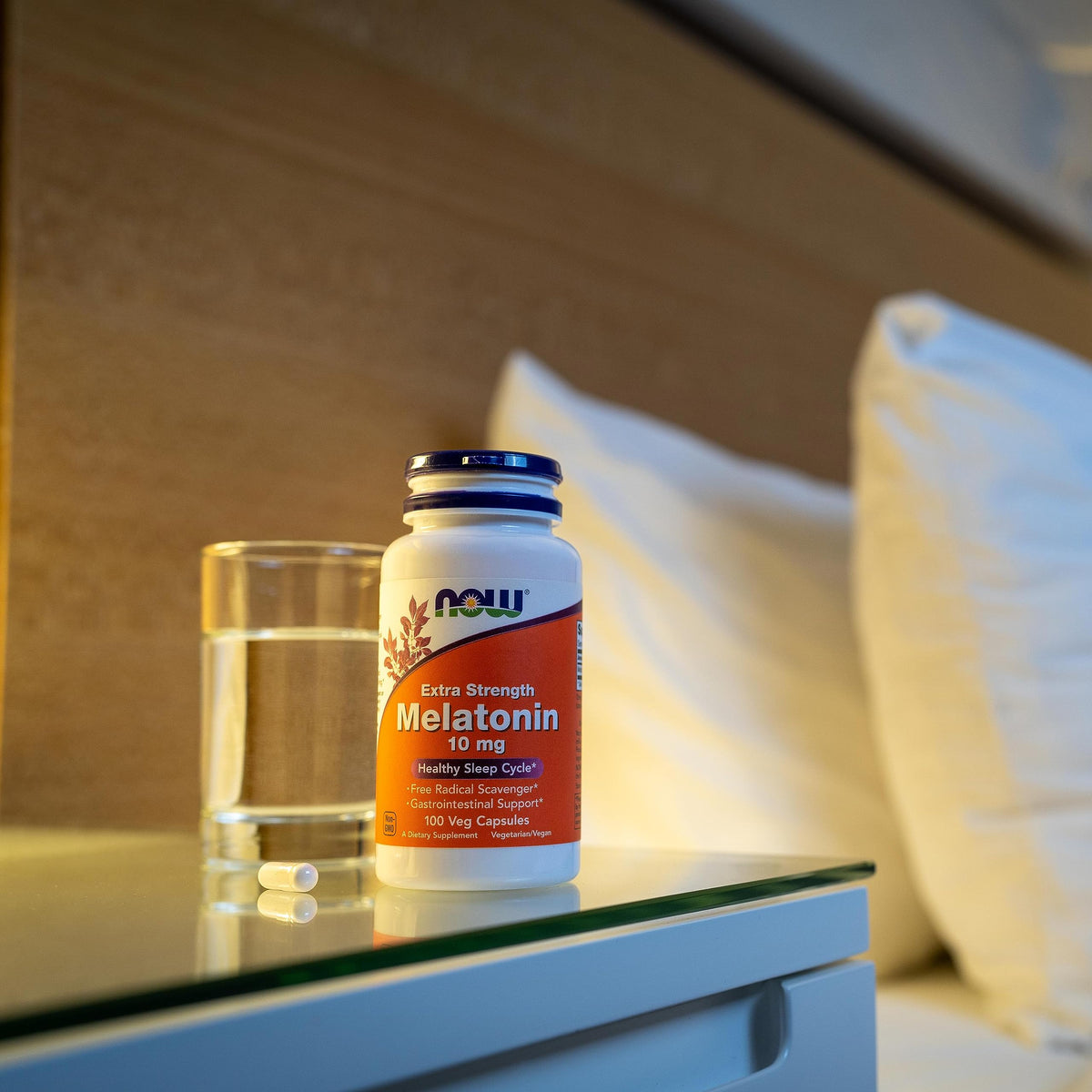 NOW Foods Melatonin 10 mg Extra Strength β Free Radical Scavenger, Healthy Sleep Cycle, 100 Veg Capsules