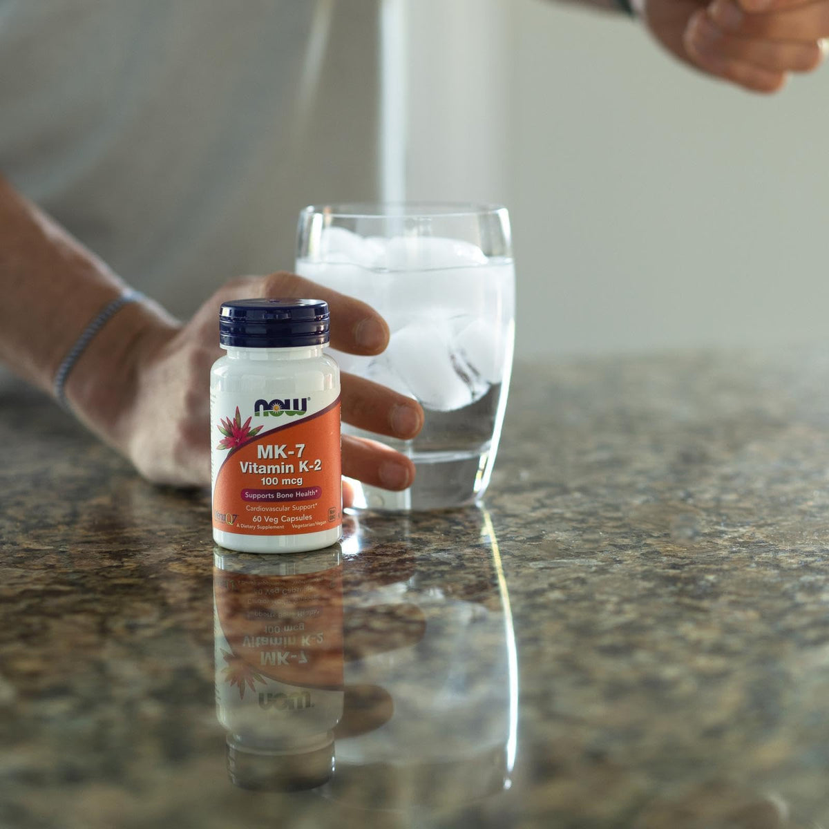كبسولات NOW Foods فيتامين K-2 MK-7 بتركيز 100 مكجم نباتية – لصحة القلب والعظام