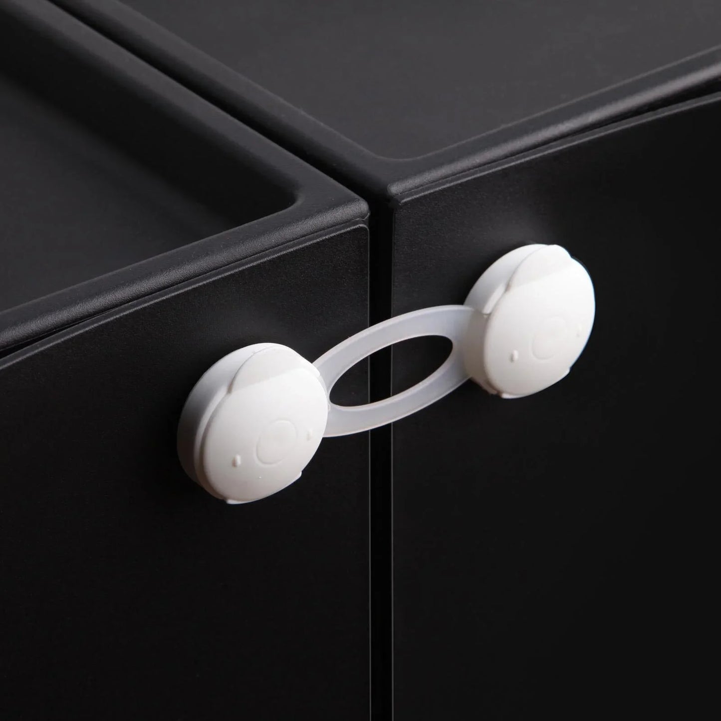 baby plus Multi-Purpose Short Latch Pack of 2