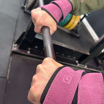 GymPin Leather Figure 8 Straps