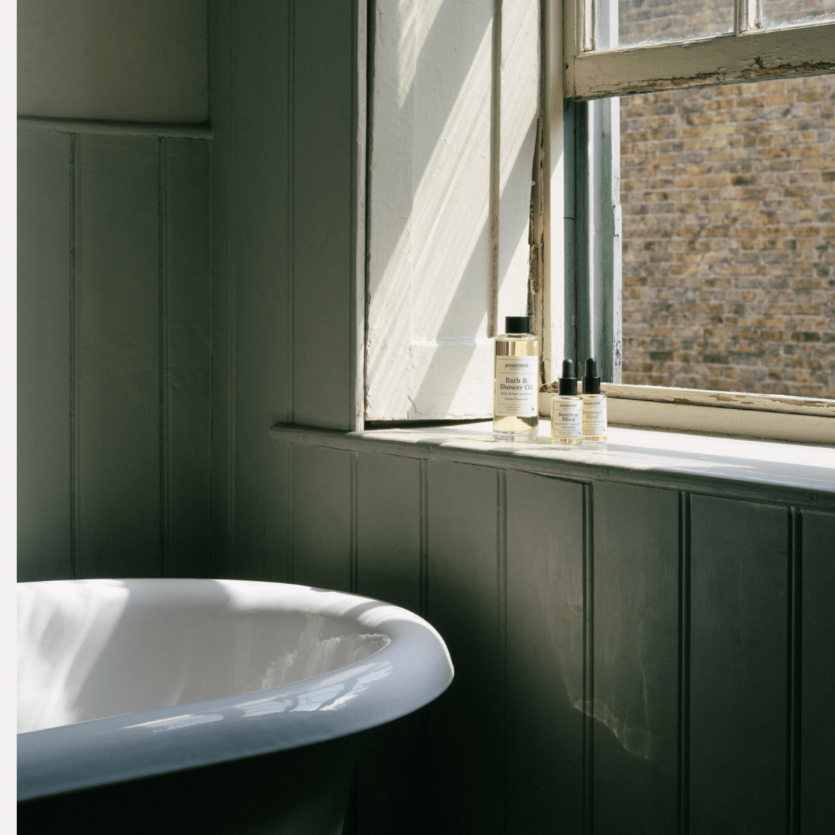 زيت استحمام مهدئ مع البابونج الروماني - للنوم وتخفيف التوتر