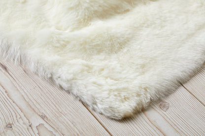 Ivory Shearling Yoga Mat - Quiet Luxury. Free next day UK shipping and Luxury Gift Box.