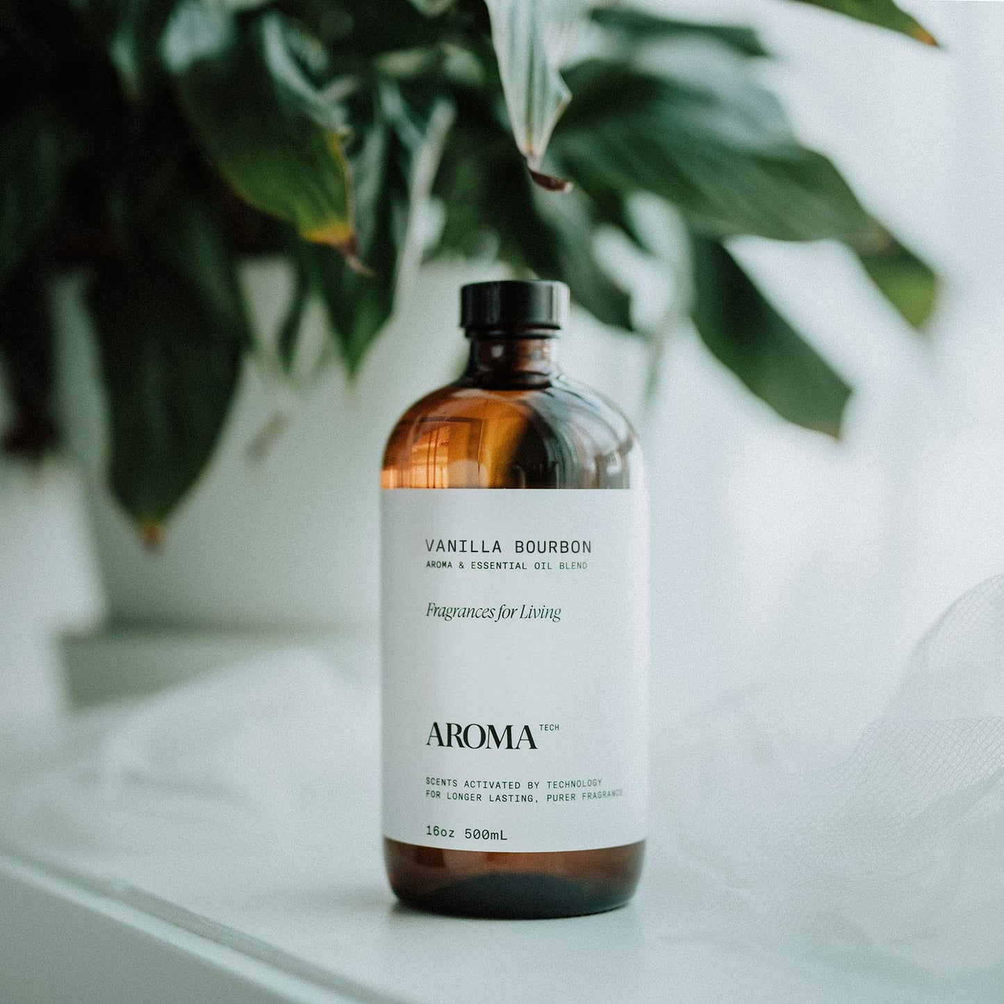 AromaTech Vanilla Bourbon Aroma Essential Oil Blend — Luxury Hotel Inspired Scent for Ultrasonic & Nebulizing Diffusers (16 Fl Oz)