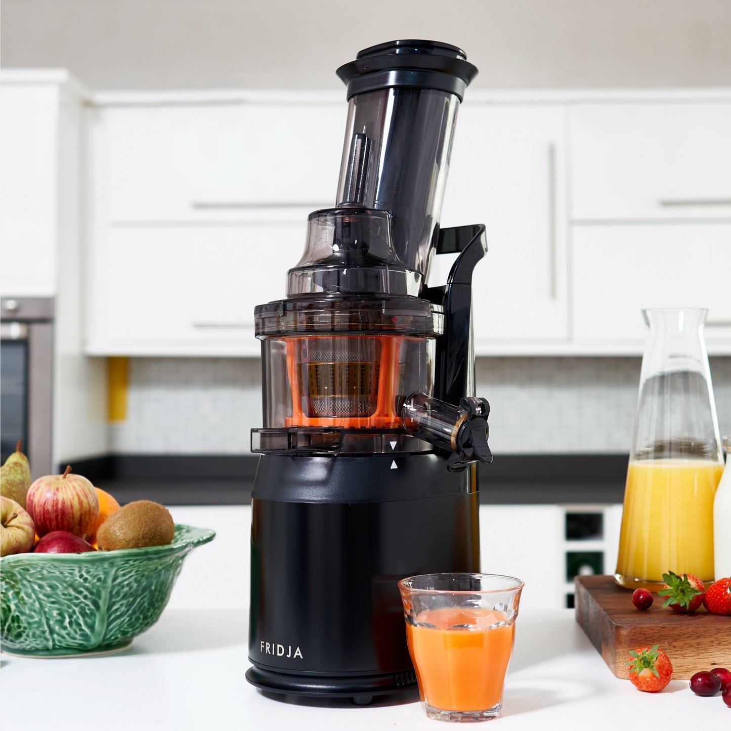 f1900 Whole Fruit Juicer - HealVia LimitedHealVia Limitedf1900 Whole Fruit Juicer